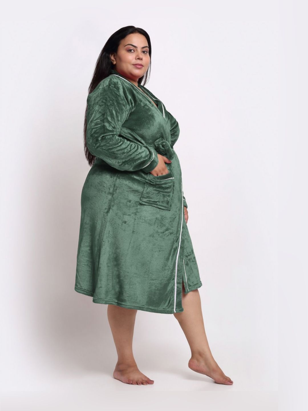 KLOTTHE Woollen Plus Size Bath Robe With Belt