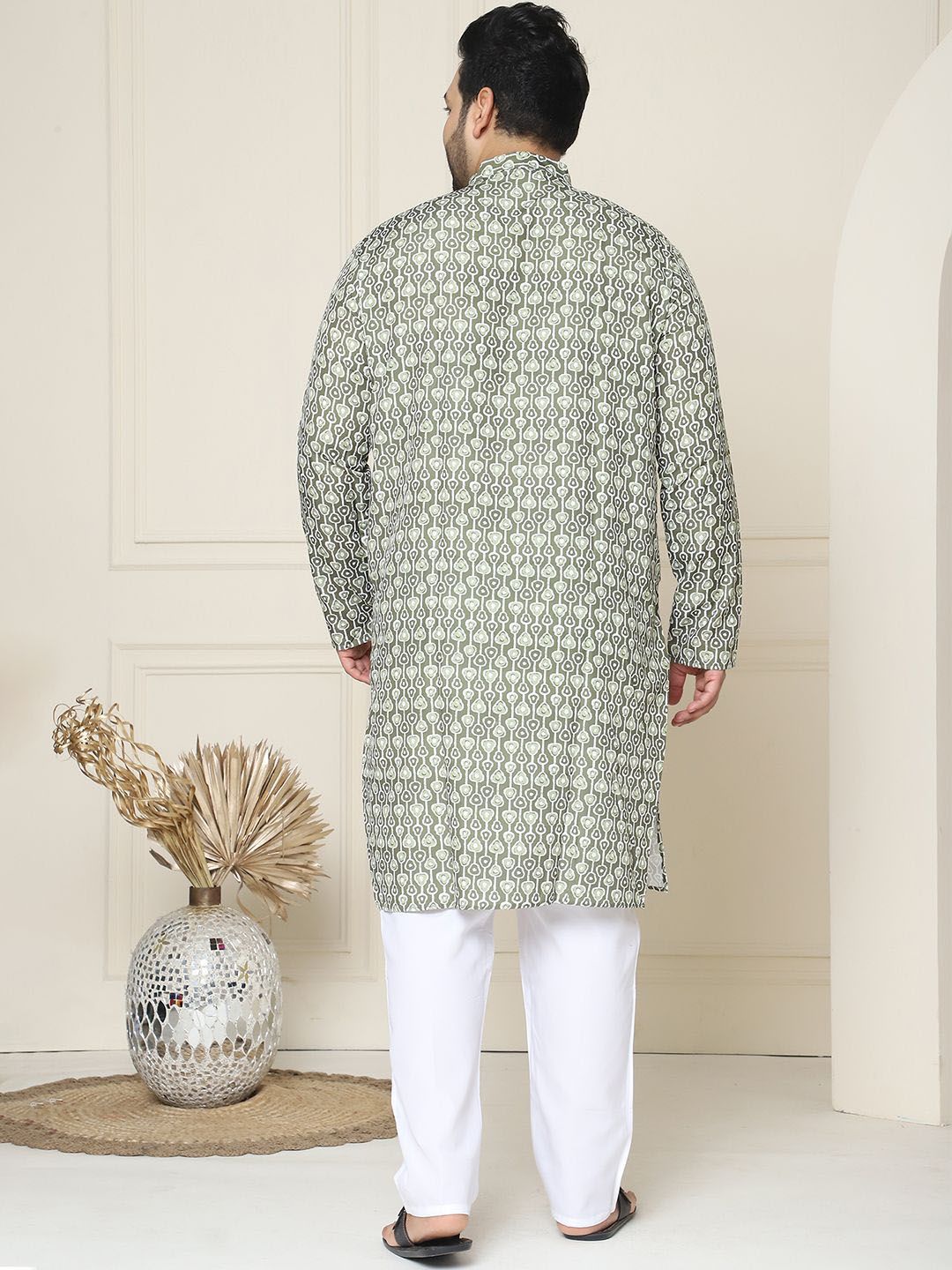 SOJANYA PLUS Floral Printed Mandarin Collar Pure Cotton Straight Kurta with Pyjamas