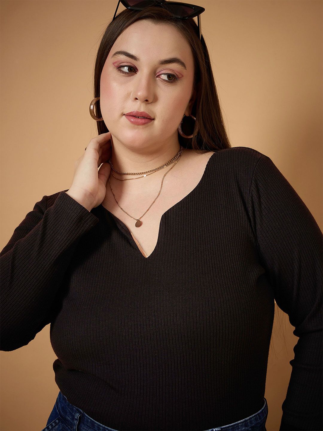 SASSAFRAS Curve Sweetheart Neck Top
