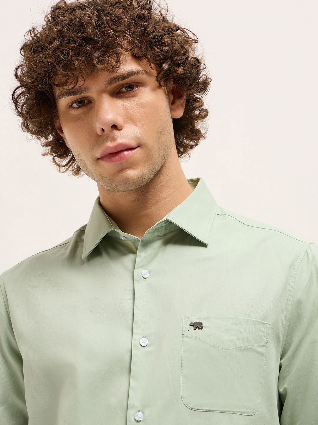 THE BEAR HOUSE Men Cotton Solid Tailored Fit Formal Shirt