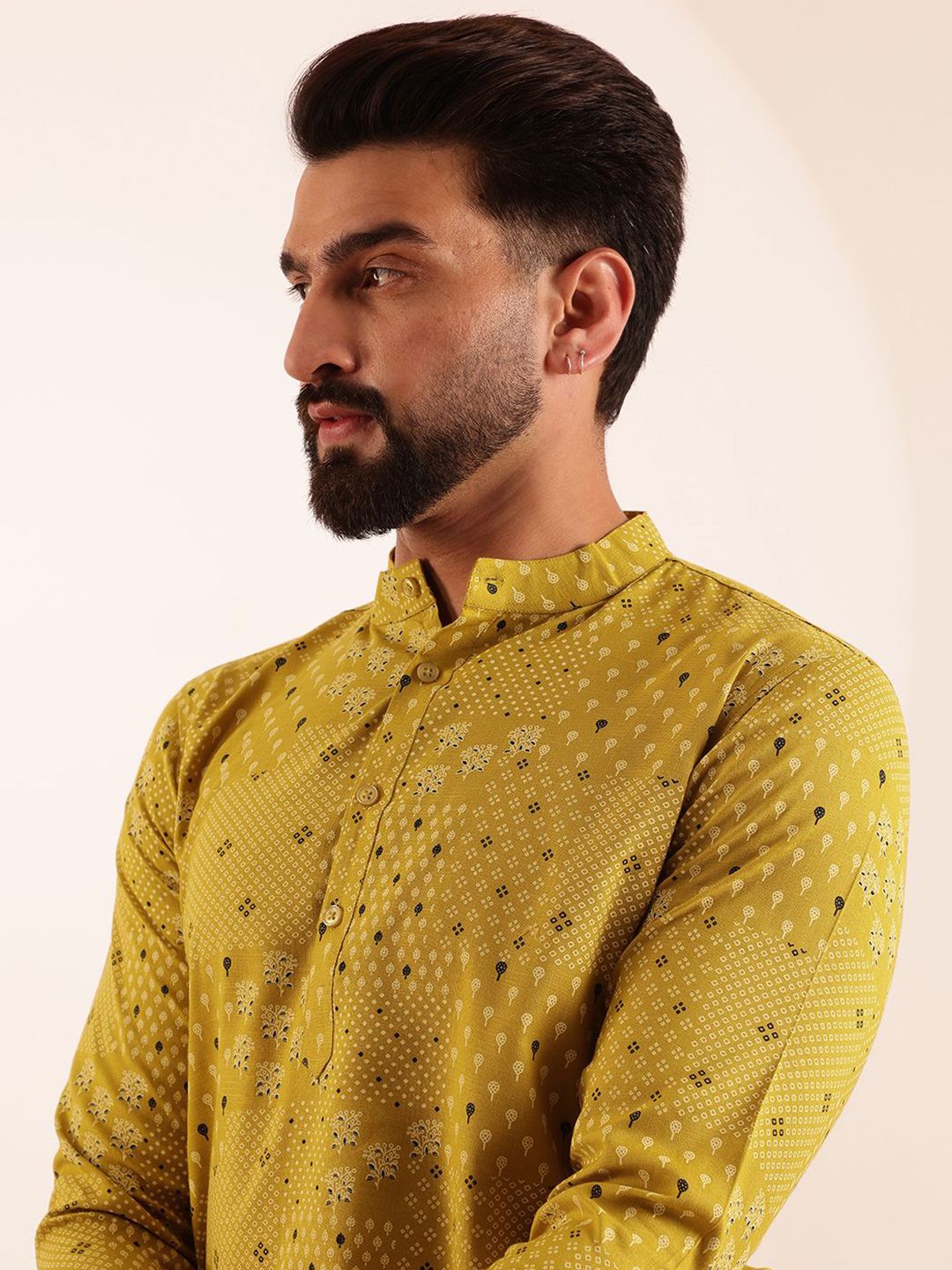 Kurta Pendek Kolar Mandarin Bercetak Motif Etnik Anouk
