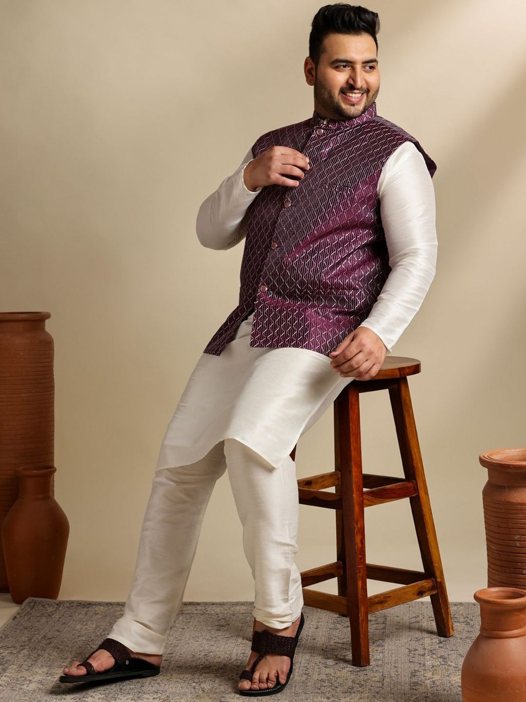 SOJANYA PLUS Embroidered Nehru Jacket
