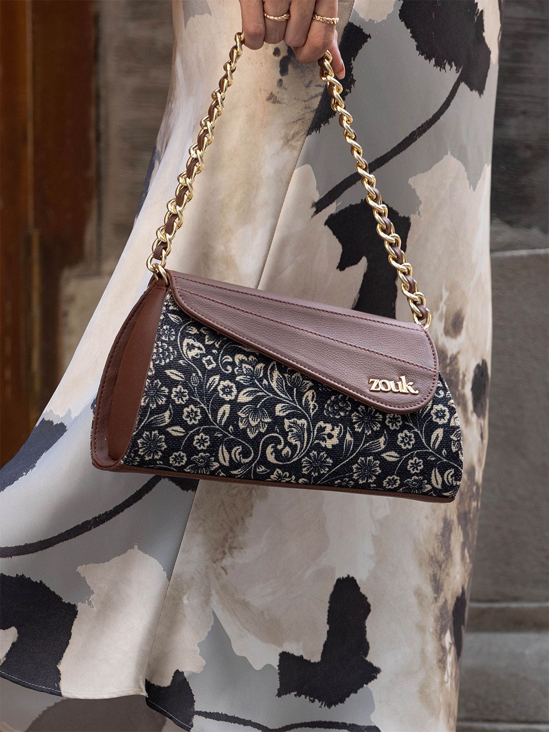 Beg sling berstruktur zouk bunga dengan fringed