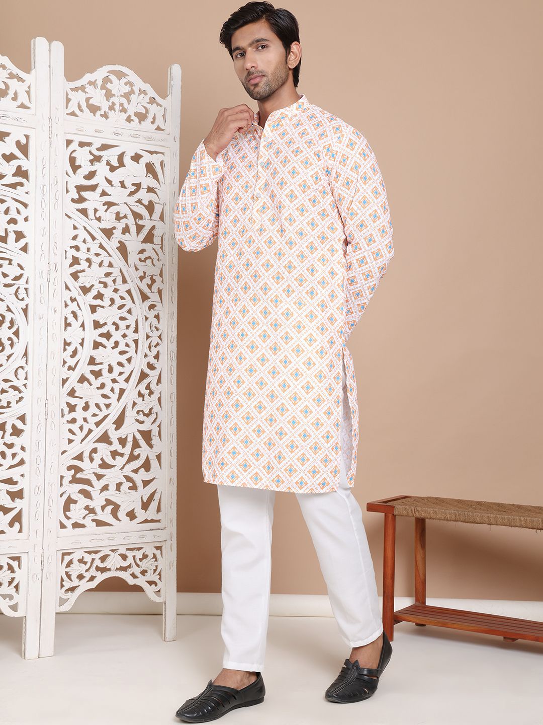 Jompers Men Printed Regular Chikankari Pure Cotton Kurta with Pyjamas