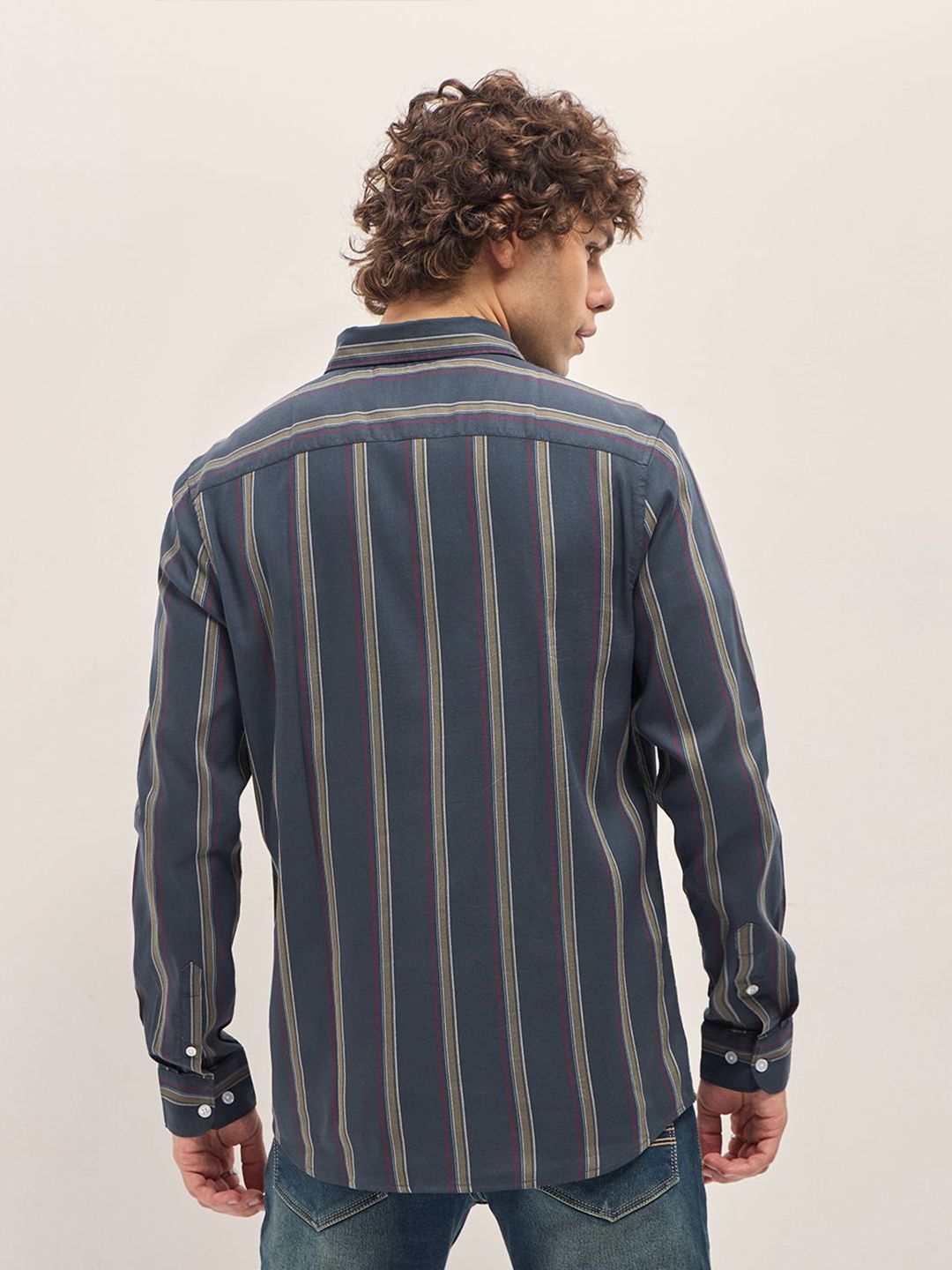 THE BEAR HOUSE Men Spread Collar Vertical Striped Cotton Slim Fit Casual Shirt