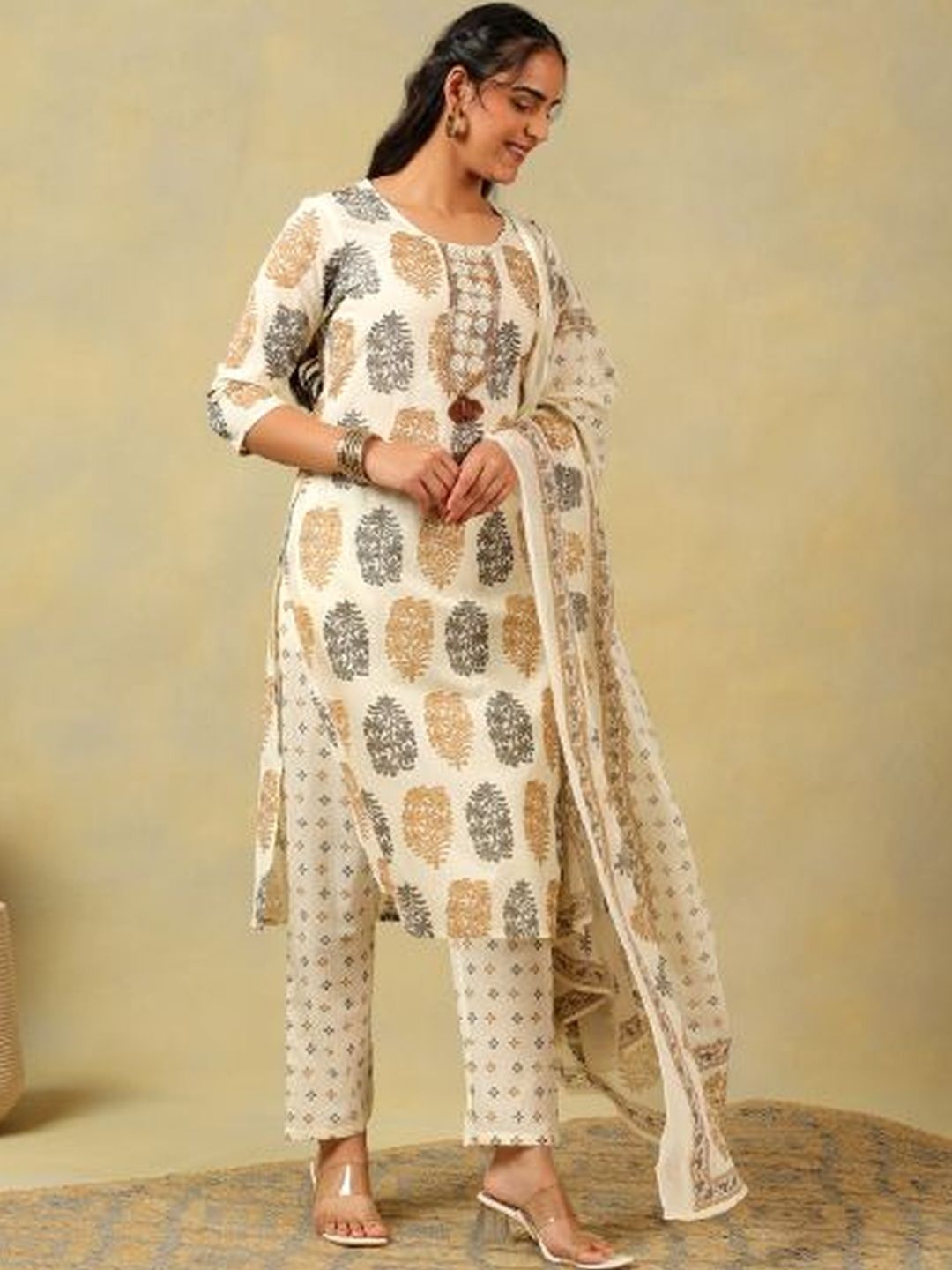 Mamicha Women Ethnic Motifs Printed Regular Thread Work Pure Cotton Kurta with Trousers & With Dupatta