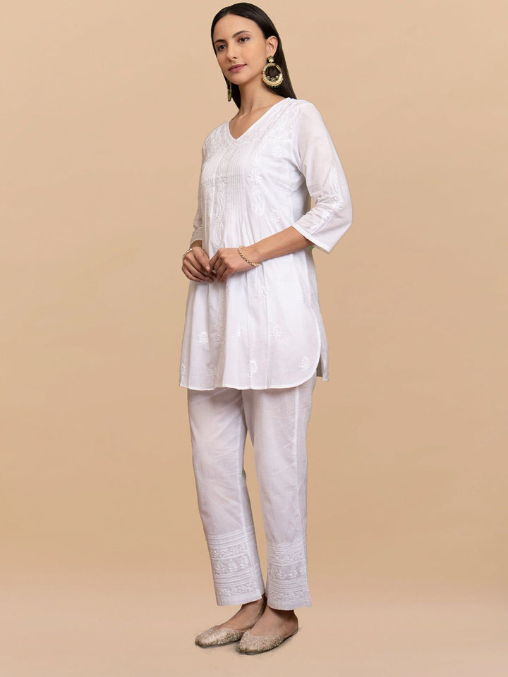 HOUSE OF KARI Floral Embroidered V-Neck Chikankari Pure Cotton A-Line Kurti