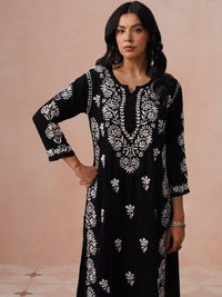 House of Chikankari Women Regular Chikankari Kurta with Trousers