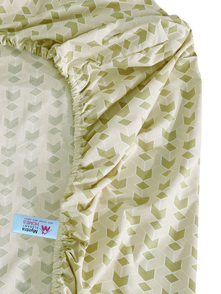 Myntra Elegant Homes Olive Green & White Geometric 300 TC King Bedsheet with 2 Pillow Covers