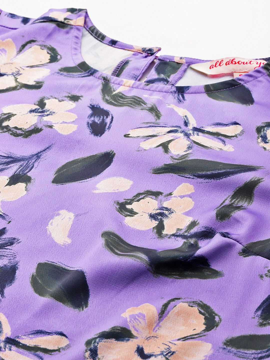 all about you Satin-Finish Floral Print Puff Sleeves Top