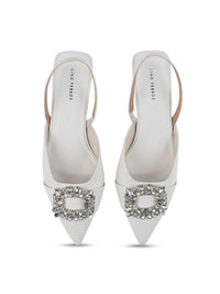 Lino Perros Women Embellished Kitten Pumps
