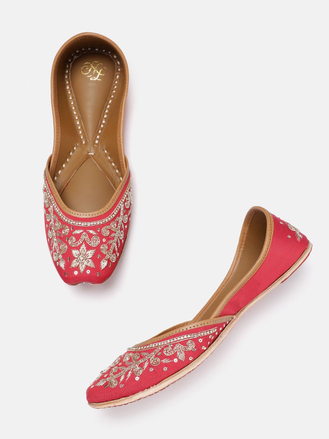 House of Pataudi Women Ethnic Embellished Mojaris
