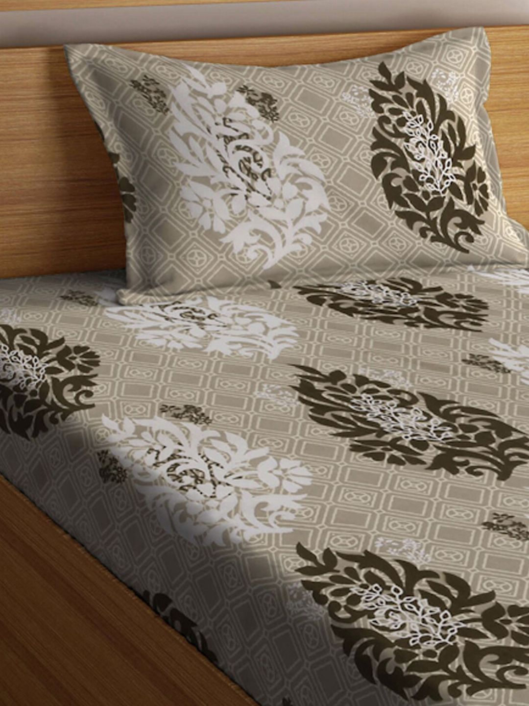 KLOTTHE  Brown Ethnic Motifs Printed 300TC Fitted Single Bedsheet With Pillow Cover