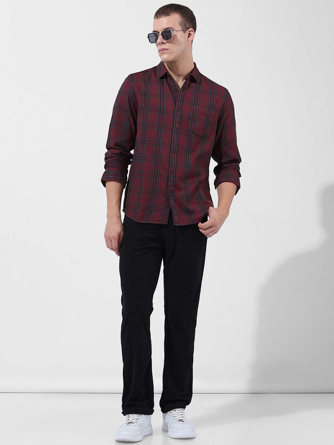 The Indian Garage Co Men Textured Straight Fit Trousers