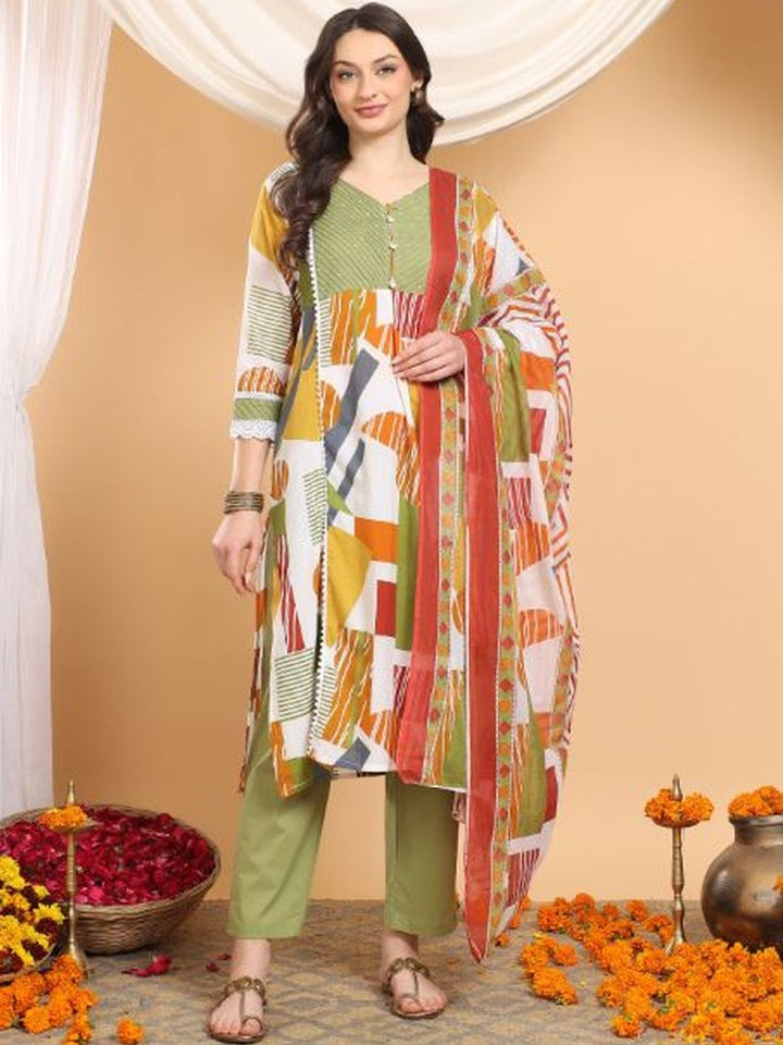 Mamicha Women Printed Pure Cotton Kurta with Trousers & With Dupatta
