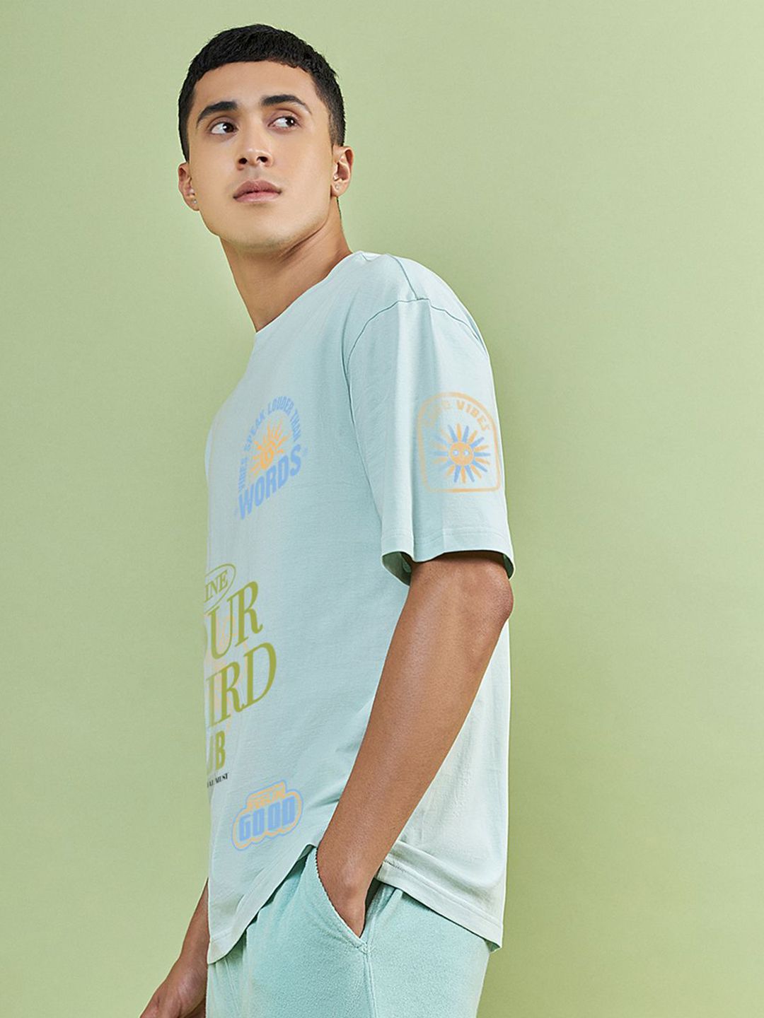 Bewakoof Men Typography Printed Round Neck Pure Cotton Oversized T-Shirt