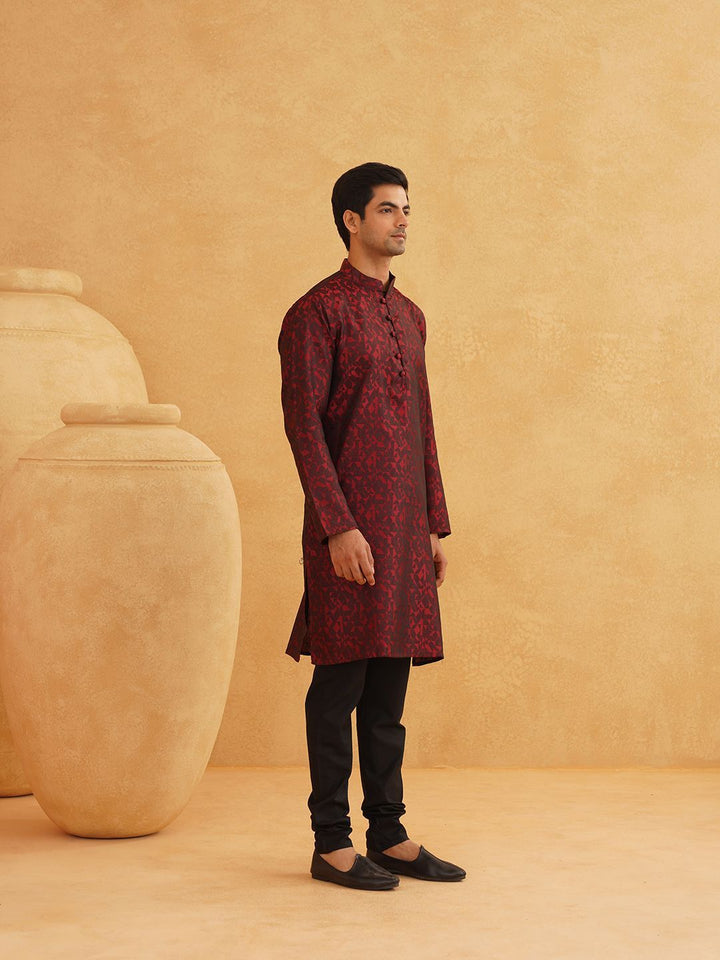 SOJANYA Geometric Woven Design Mandarin Collar Straight Kurta With Pyjama