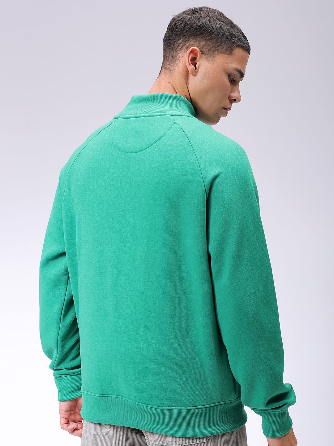 The Indian Garage Co Mens Green Relaxed Fit Solid Front open-Highneck Sweatshirts