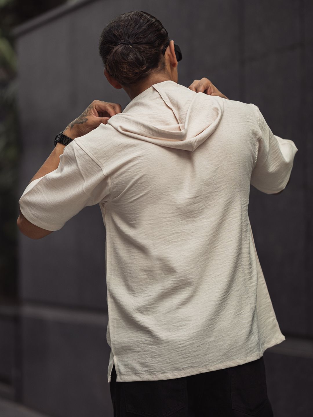 Powerlook Men Hooded Drop-Shoulder Sleeves T-shirt