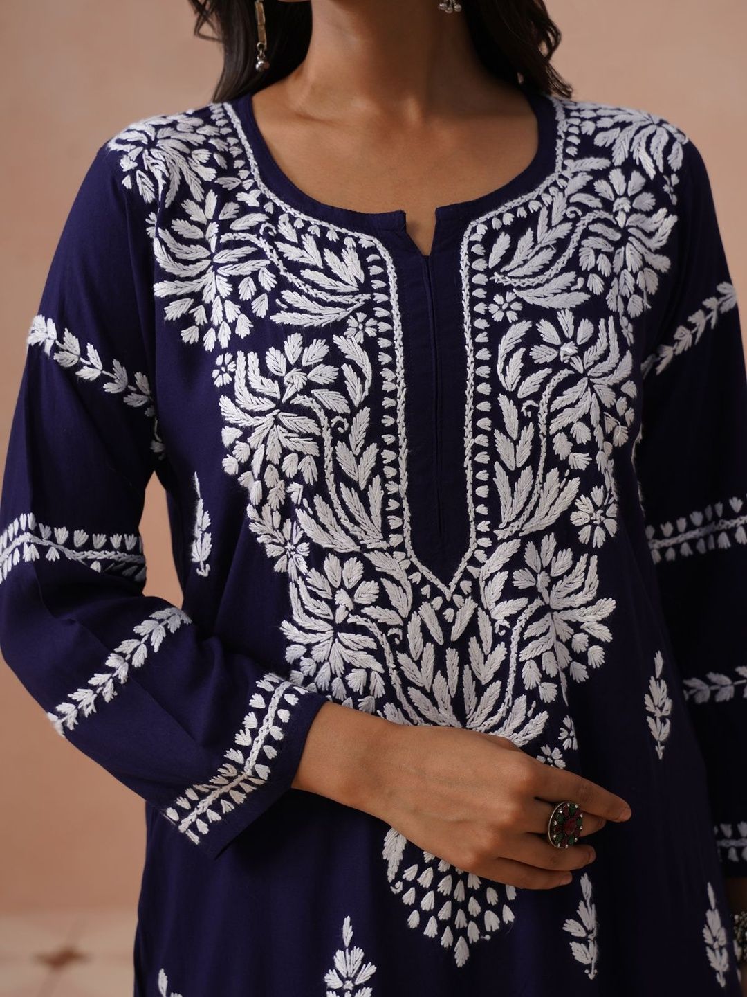 Rumah Wanita Chikankari Motif Etnik Sulam Benang Kerja Cetakan Indie Kurta