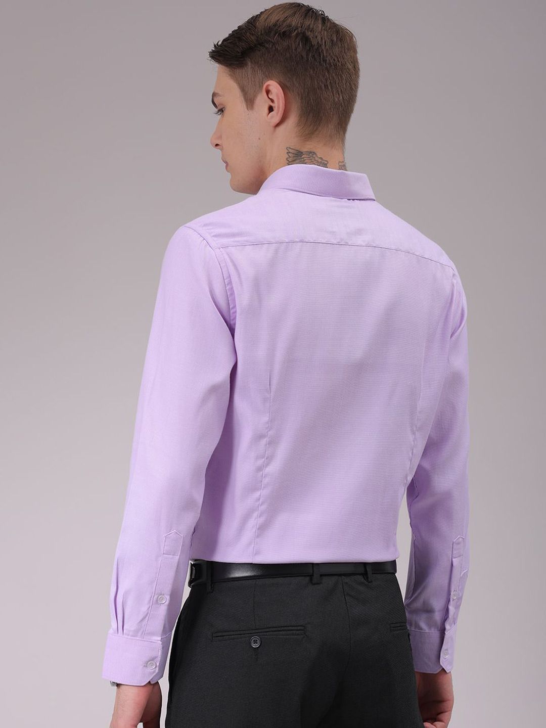 The Indian Garage Co. X Luxe Men Cutaway Collar Solid Slim Fit Formal Shirt