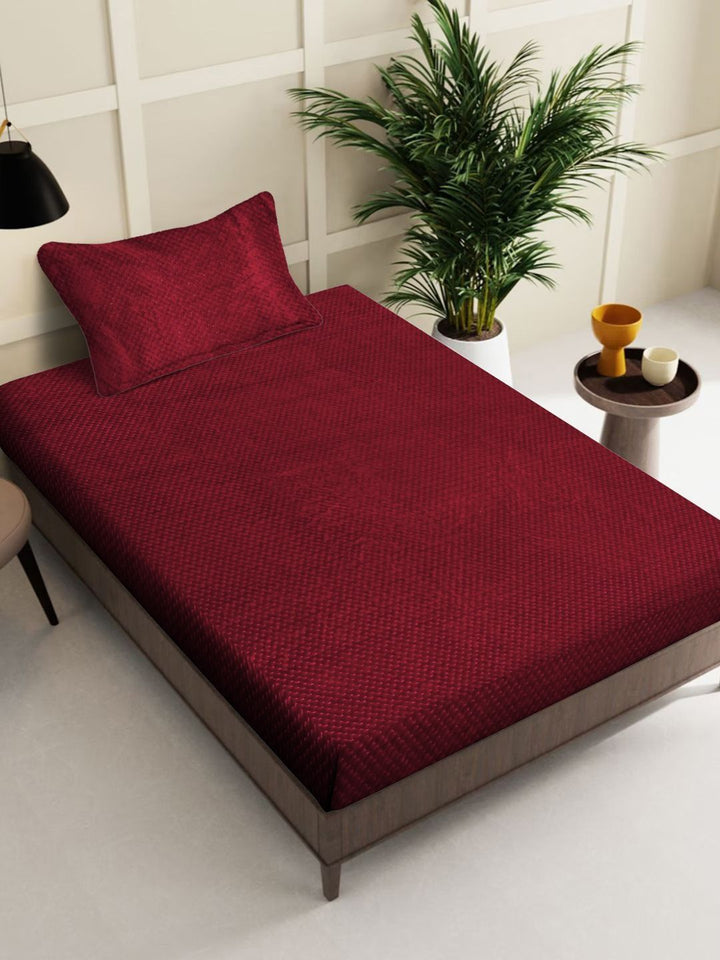 Myntra Elegant Homes Red 300 TC Single Woolen Bedsheet with 1 Pillow Covers-225X150 cm