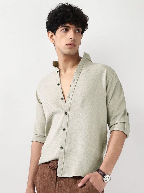 Urbano Fashion Men Light Grey Solid Linen Full Sleeve Relaxed Fit Mandarin Collar Casual Shirt