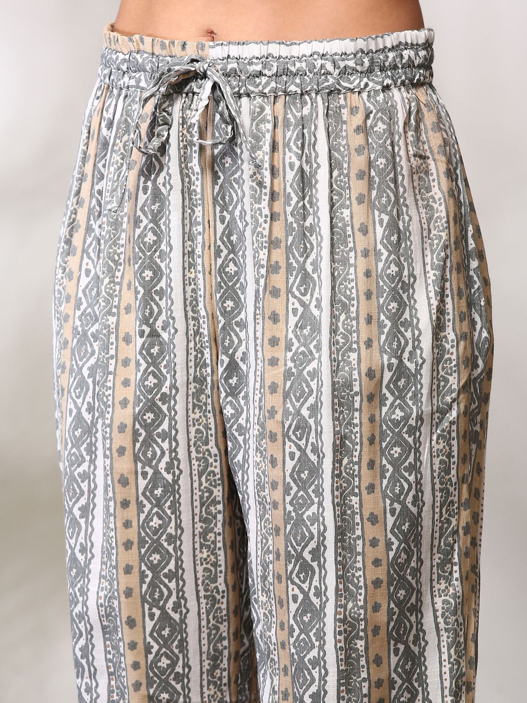 Anouk Geometric Printed Regular Straight Kurta with Trousers & Dupatta