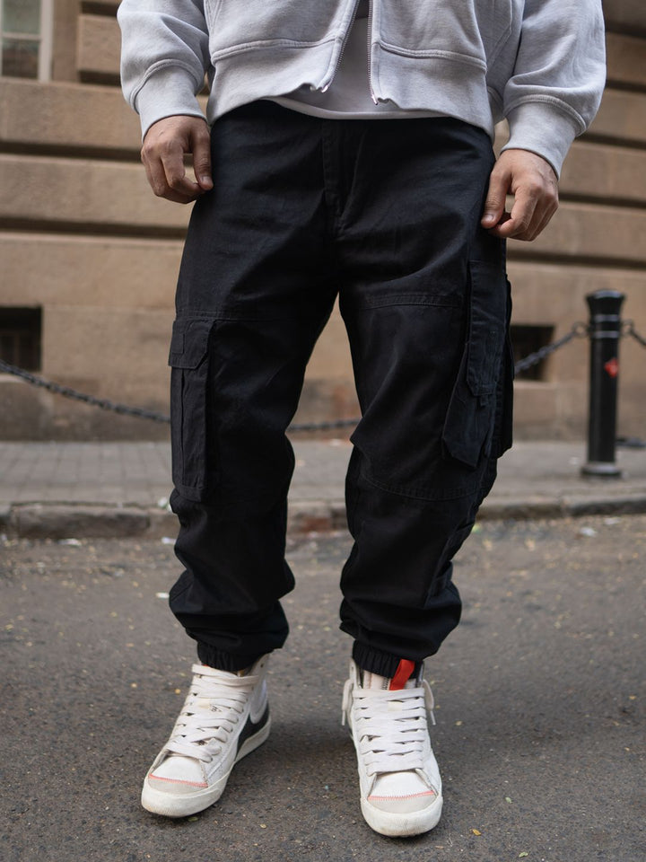 Powerlook Men Black Cotton Cargo Pant