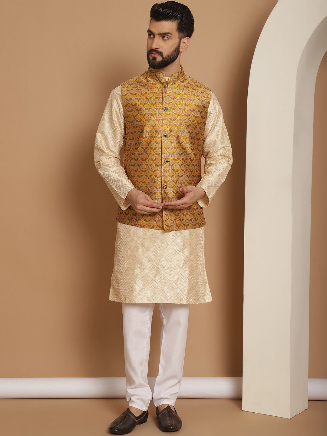 Anouk Men Geometric Embroidered Thread Work Straight Kurta With Churidar & Nehru Jacket