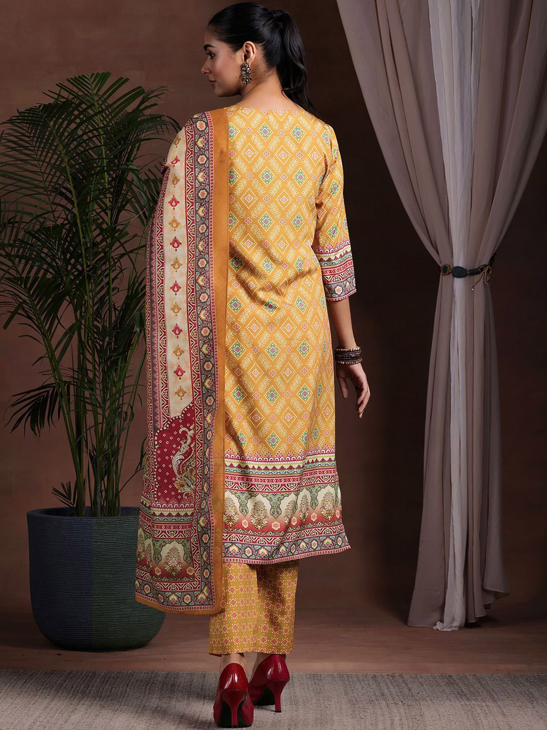 Libas Ethnic Motifs Printed Kurta with Trousers & Dupatta