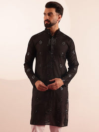 SOJANYA Men Embroidered Mirror Work Kurta