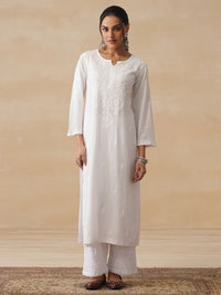 Rumah Wanita Chikankari White Rayon Chikankari Sulam Kurta