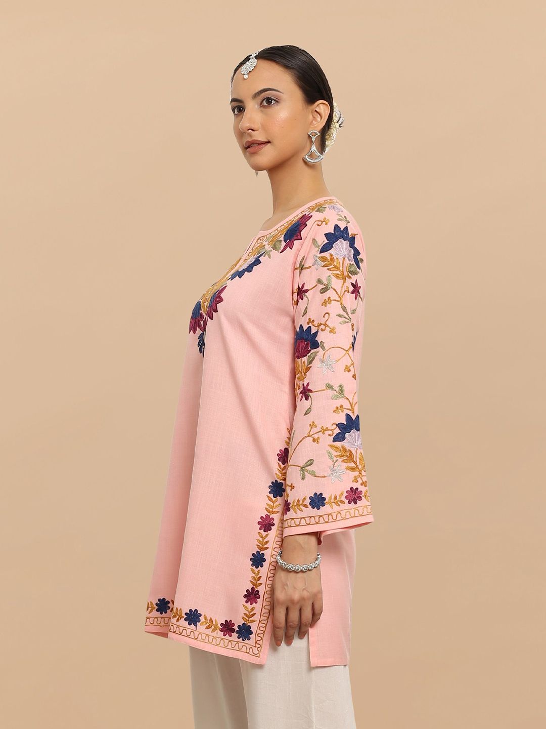 HOUSE OF KARI Floral Embroidered Cotton Falak Kashmiri Straight Kurta