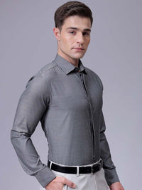 The Indian Garage Co. X Luxe Men Slim Fit Cutaway Collar Textured Formal Shirt