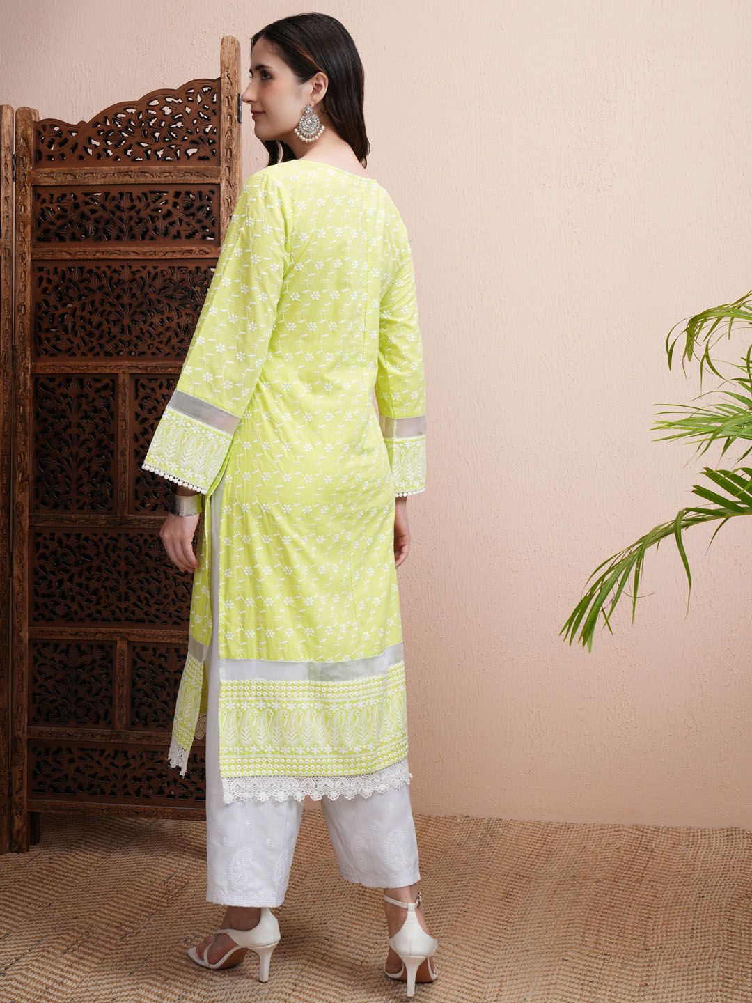 Vishudh Floral Embroidered Straight  Kurta