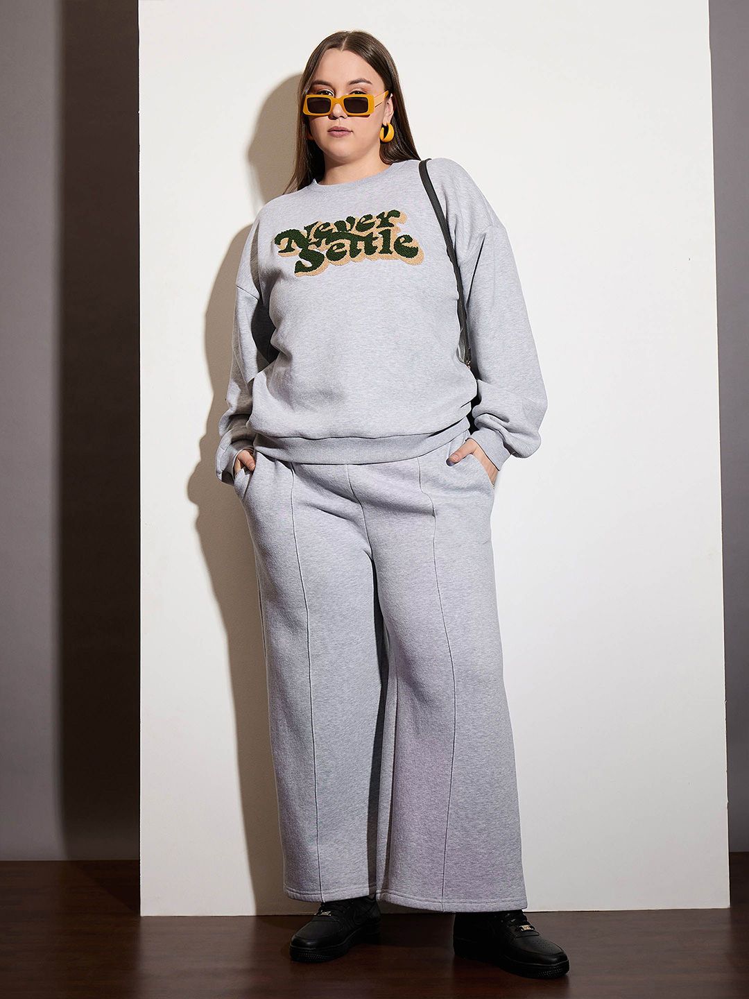 SASSAFRAS Curve Women Plus Size Typography Embroidered Sweatshirt