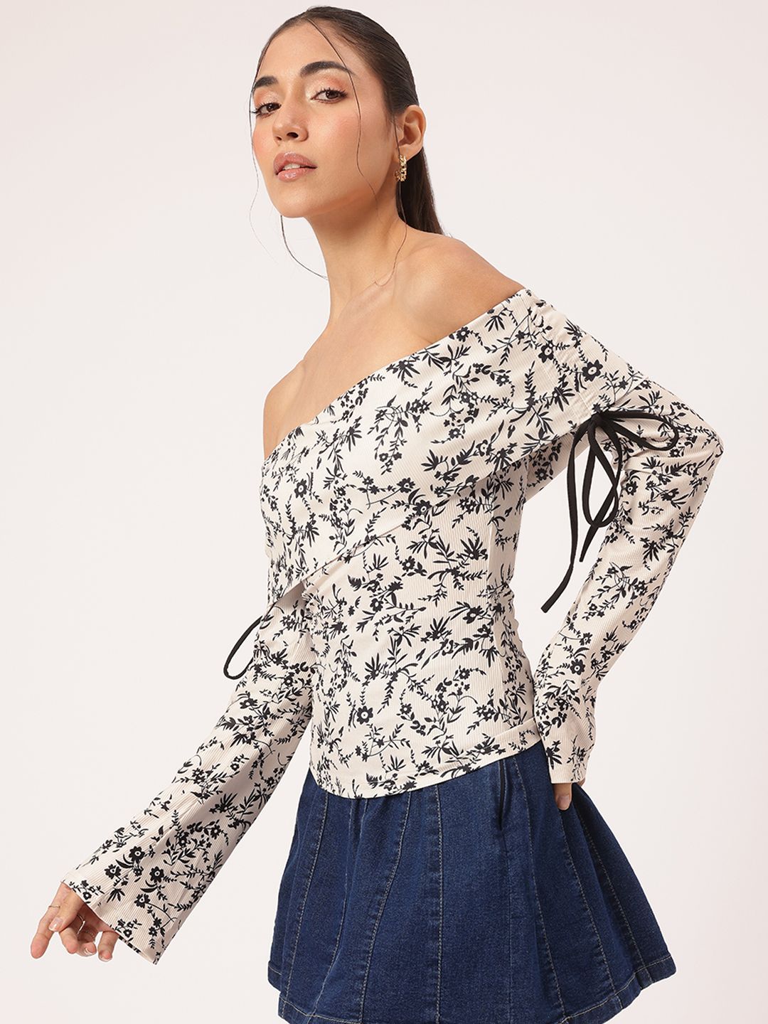 DressBerry Floral Femme Off-Shoulder Bow Detail Bardot Top