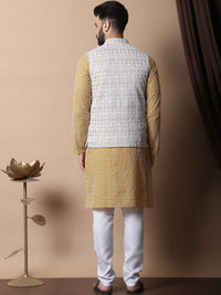 Kurta Kapas Tulen Bersulam Geometri Anouk Mustard Kuning dengan Jaket Churidar & Nehru