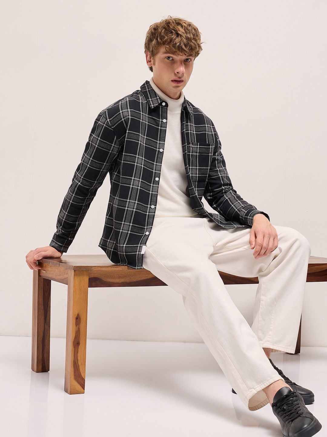 THE BEAR HOUSE Men Opaque Checked Casual Shirt