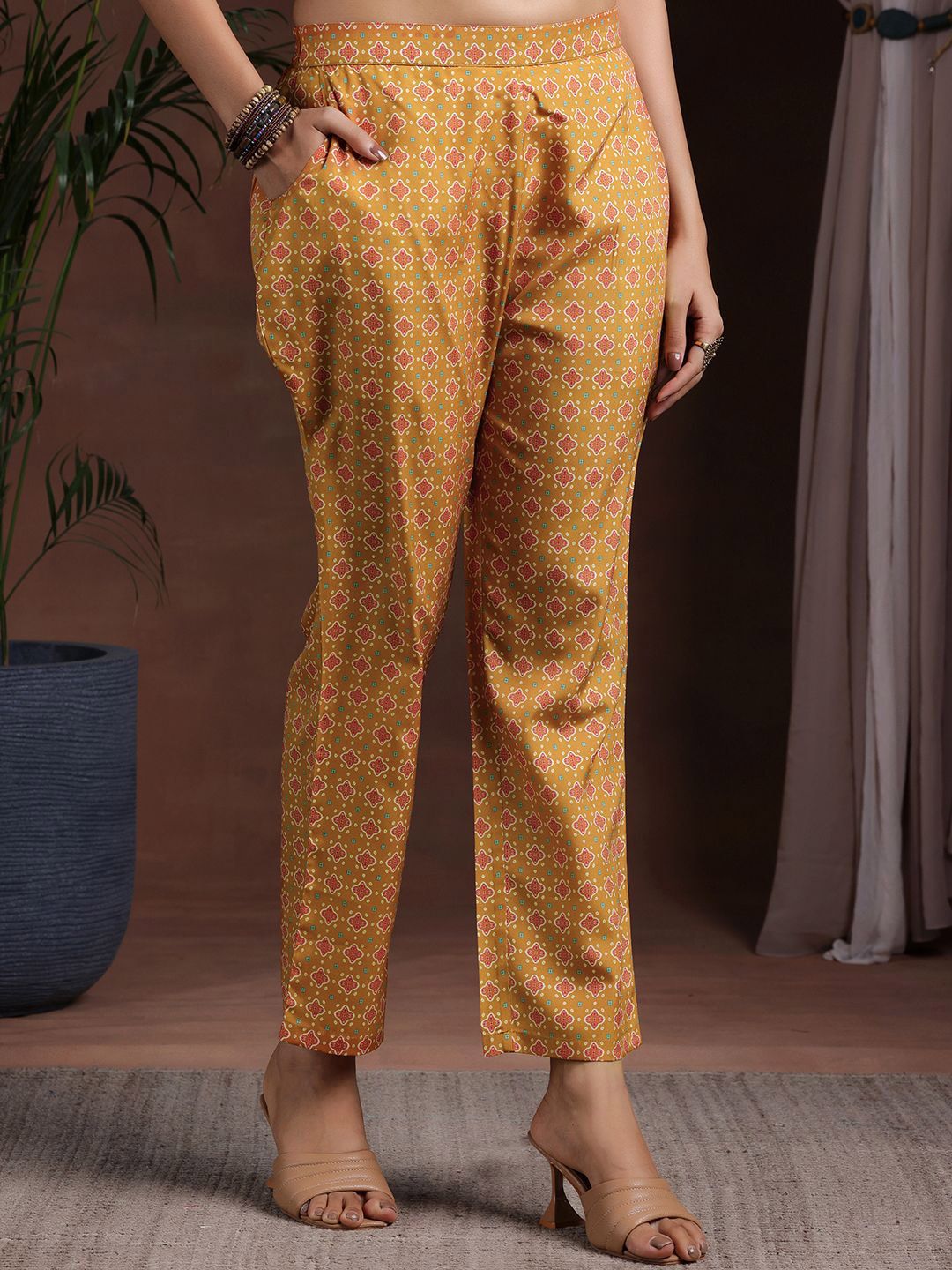 Libas Ethnic Motifs Printed Kurta with Trousers & Dupatta