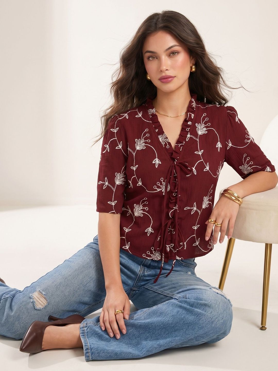 Mamicha Floral Embroidered Ruffles Top
