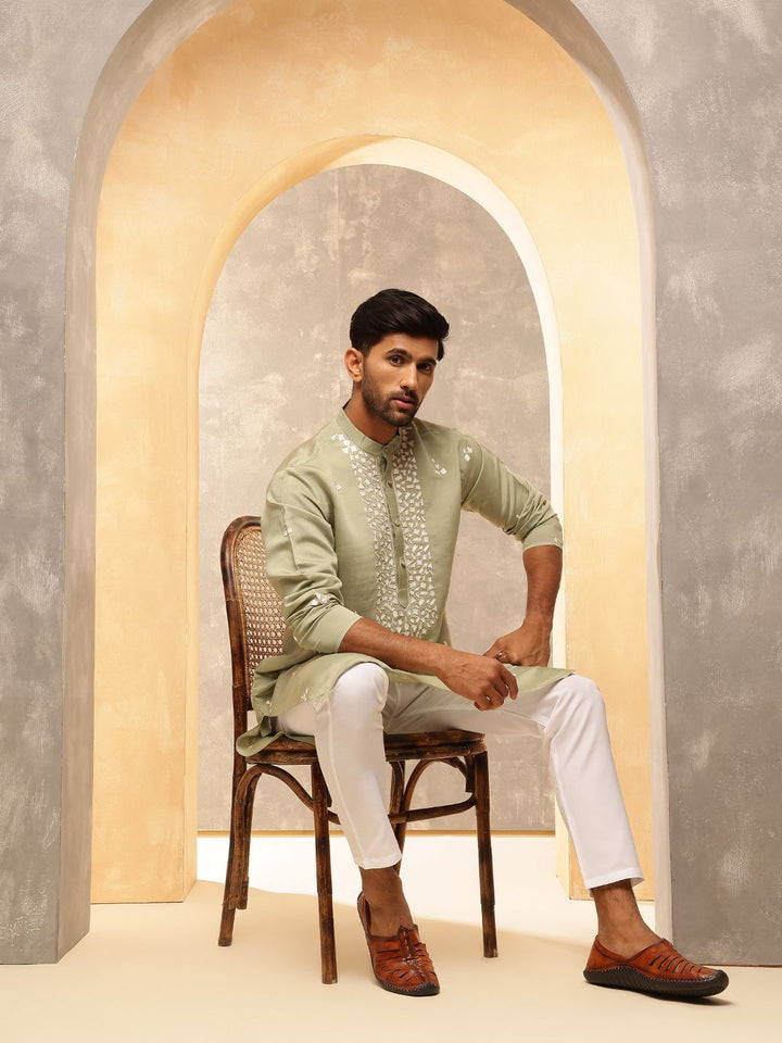 Anouk Geometric Embroidered Band Collar Thread Work Cotton Silk Straight Kurta