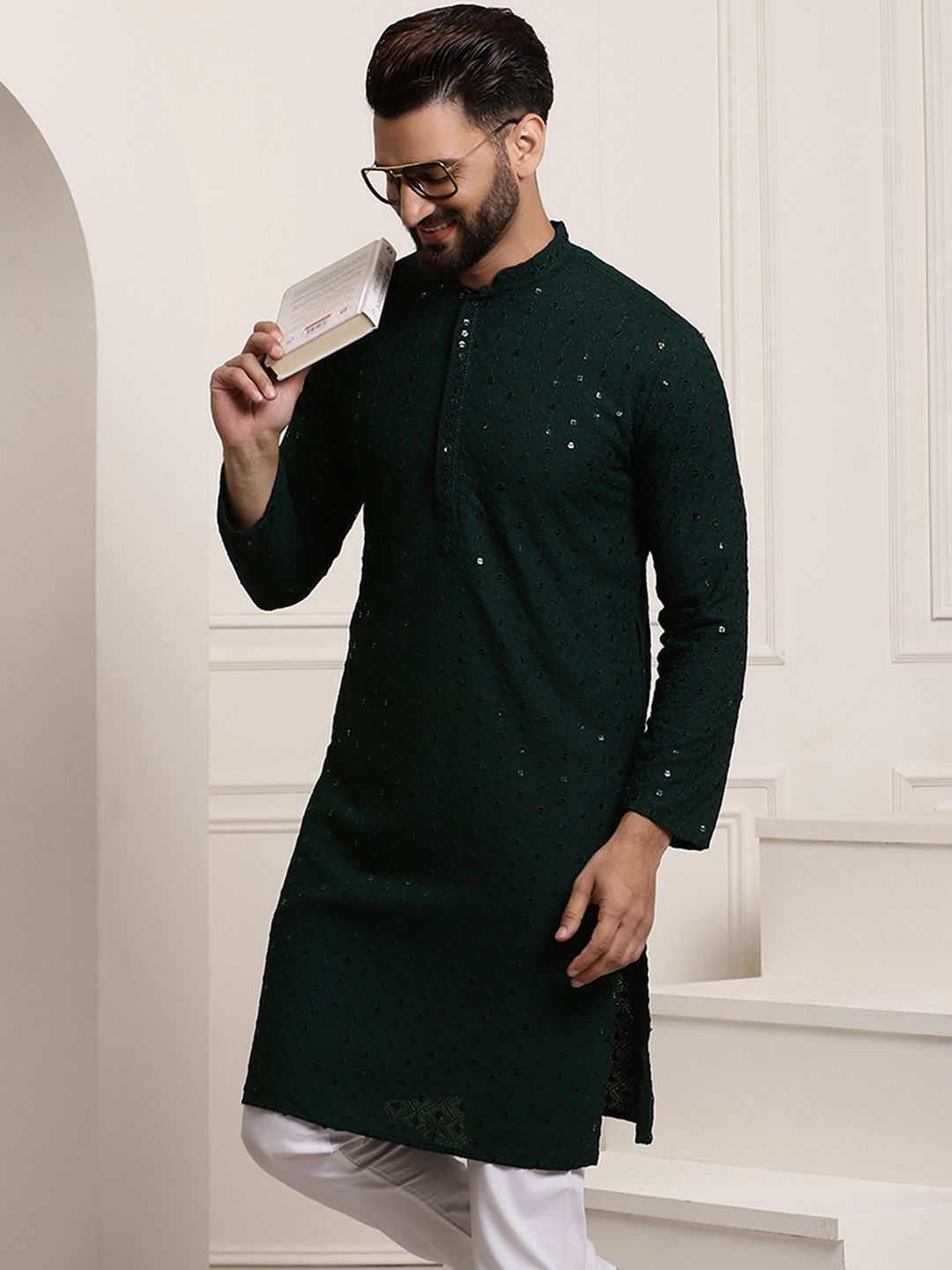 SOJANYA Ethnic Embroidered Mirror Work Pure Cotton Straight Kurta