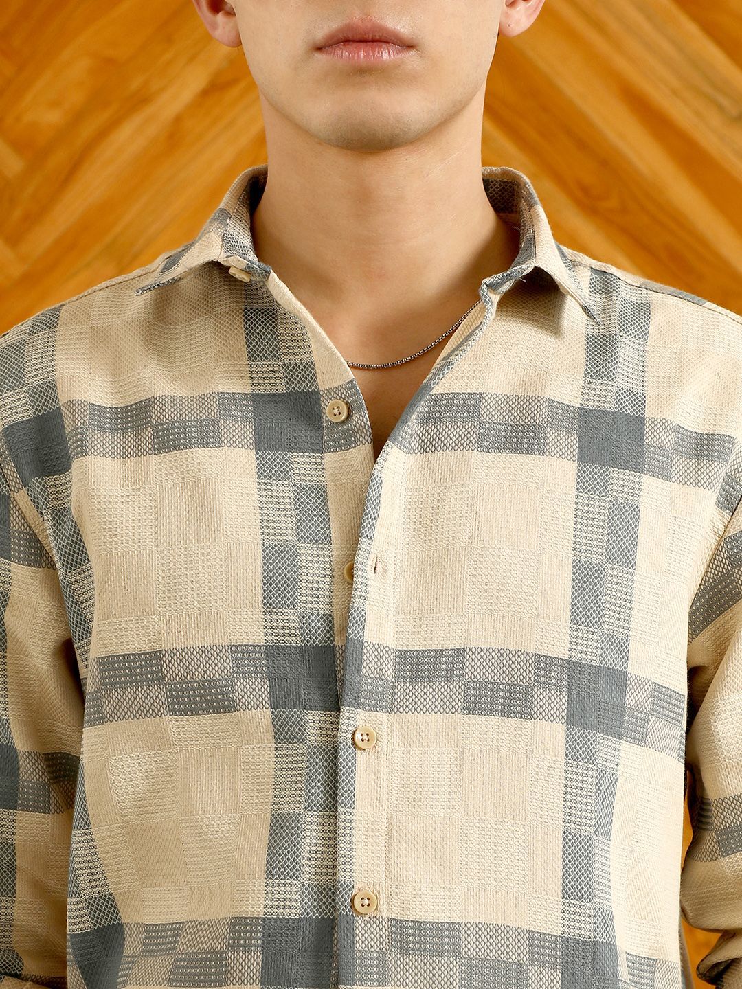 Campus Sutra Comfort Checked Spread Collar Casual Shirt