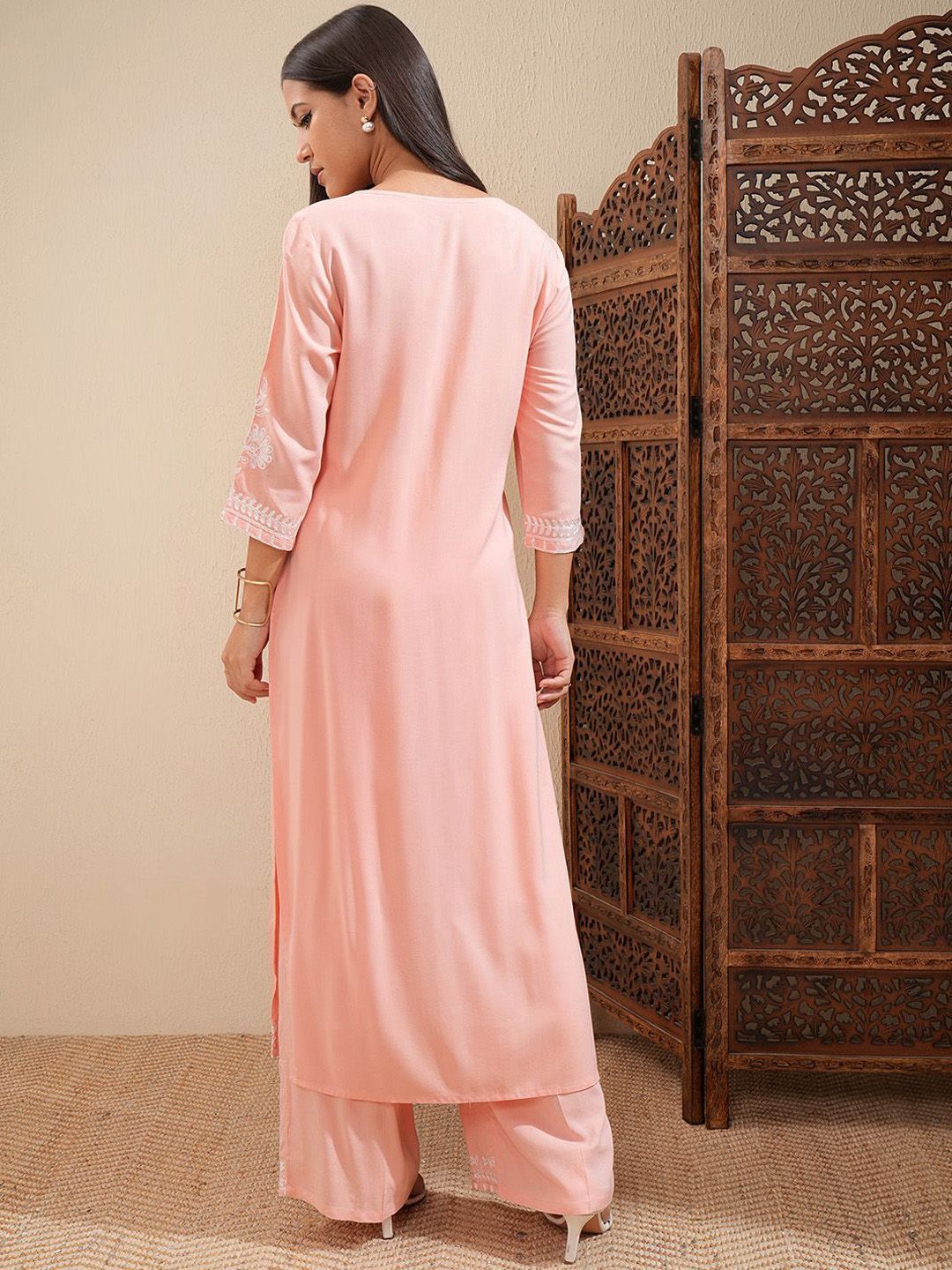 Vishudh Peach-Coloured Floral Embroidered Thread Work Straight Kurta With Palazzos