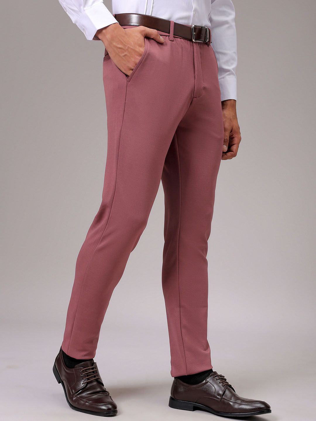 The Indian Garage Co. X Luxe Men Textured Slim Fit Chinos Trousers