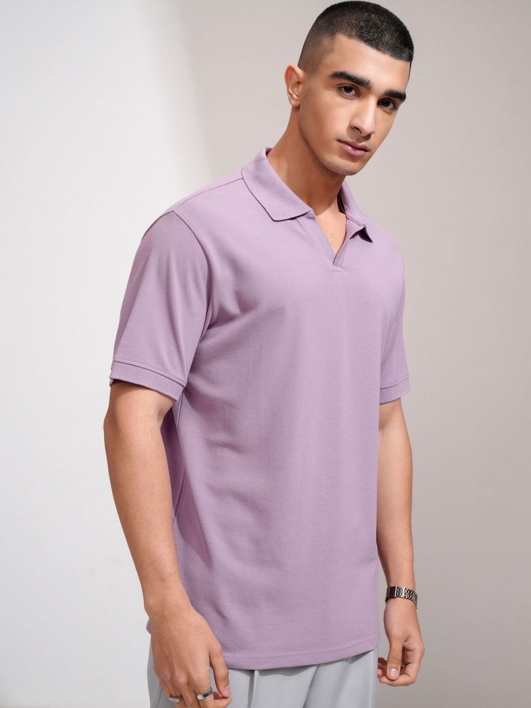 HIGHLANDER Men Solid Polo Collar Cotton T-shirt