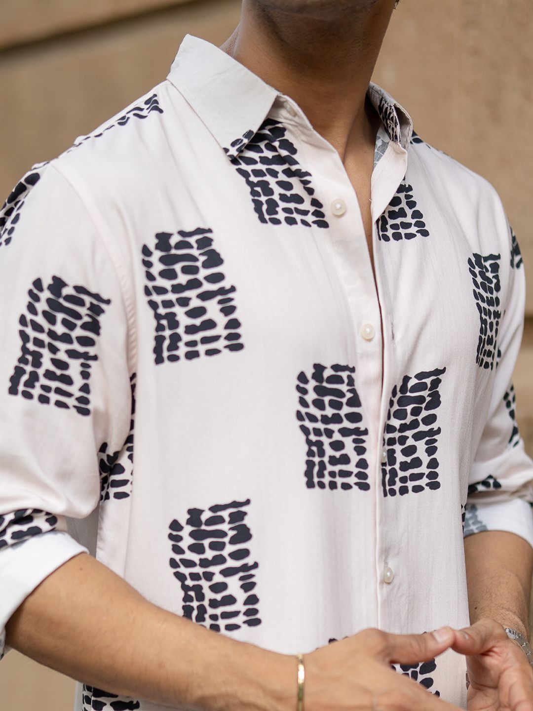 Powerlook Men Abstract Printed Spread Collar Casual Shirt