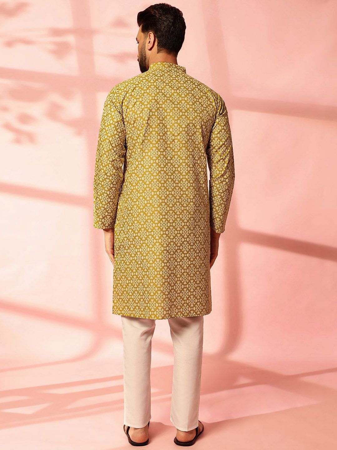 Anouk Floral Printed Mandarin Collar Straight Cotton Linen Kurta